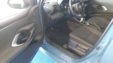 Toyota Yaris - 10