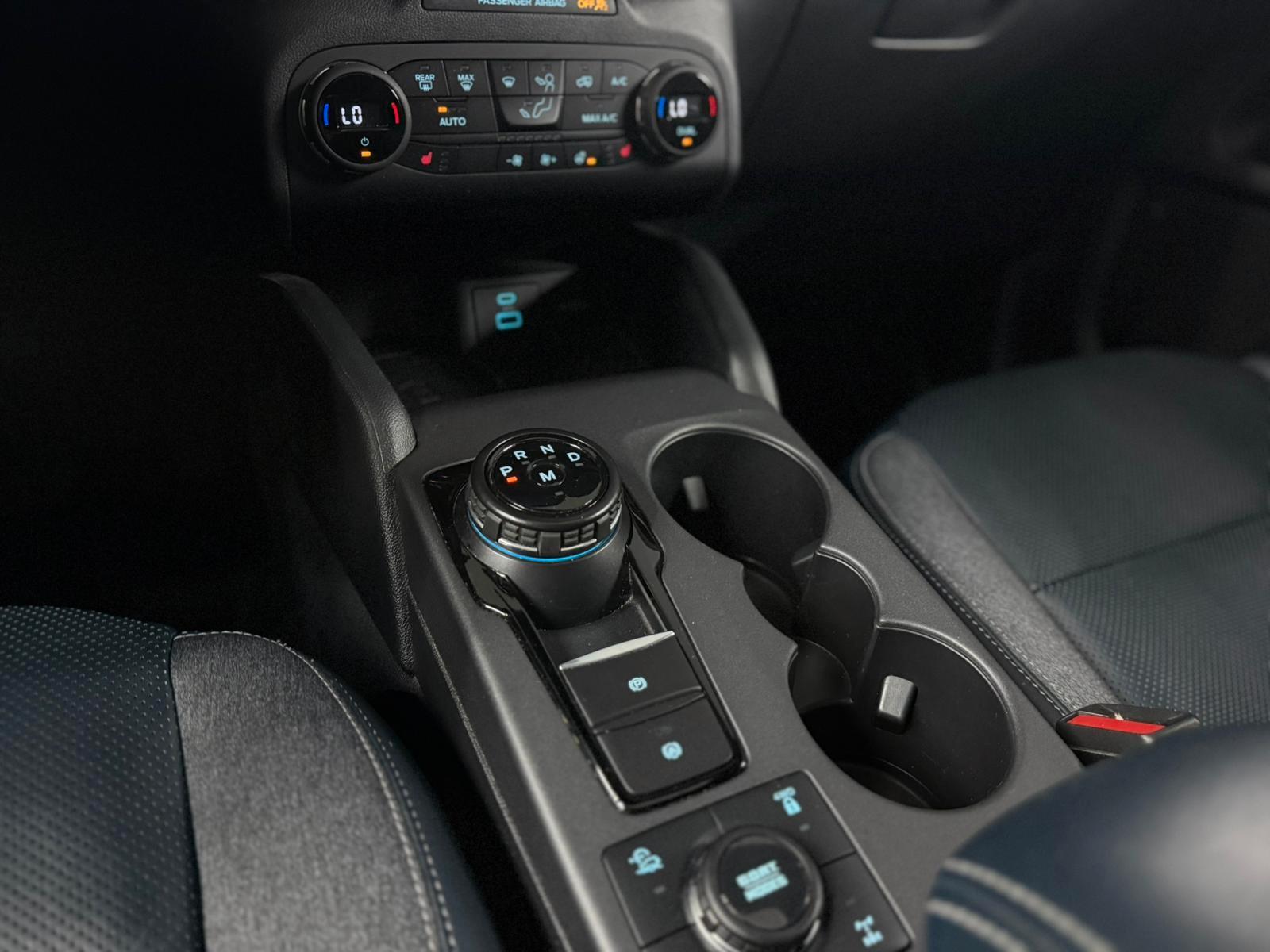 Ford Bronco Sport FIRST EDITION KAMERA LEDER PANO AHK