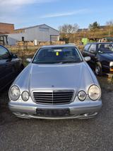 Mercedes-Benz Mercedes E320 - gebrauchte Mercedes-Benz E 320 aus dem Jahr 2000