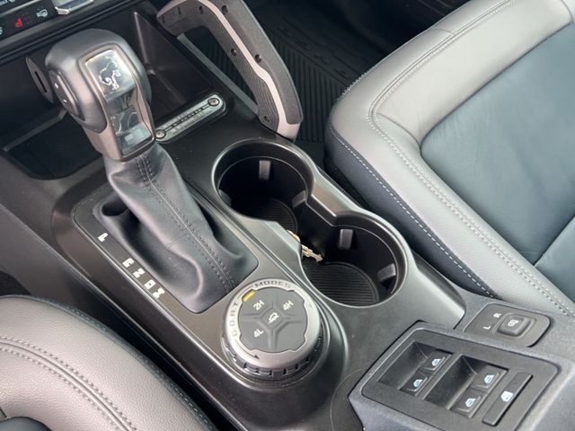 Fahrzeugabbildung Ford Bronco Outer Banks 4x4 LED Navi Kamera KeyFree