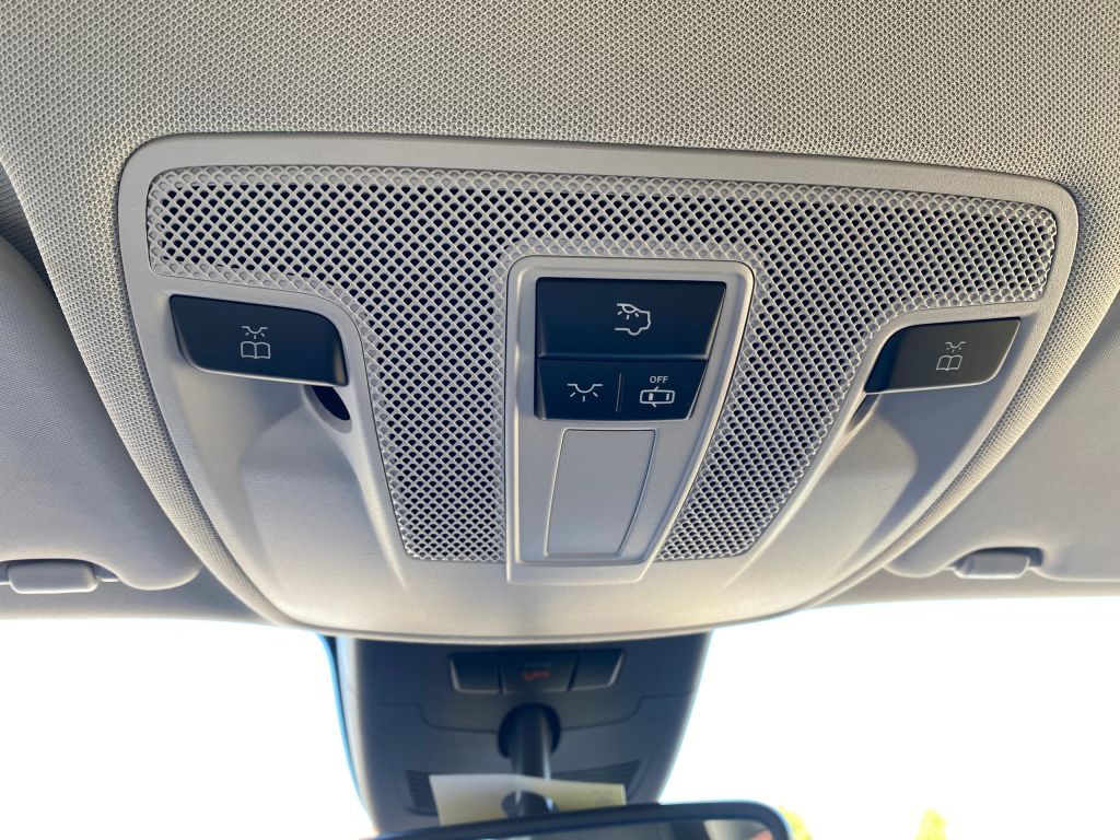 Fahrzeugabbildung Mercedes-Benz B 180 7G-DCT Urban *Navi*Sitzheizung*Automatik*