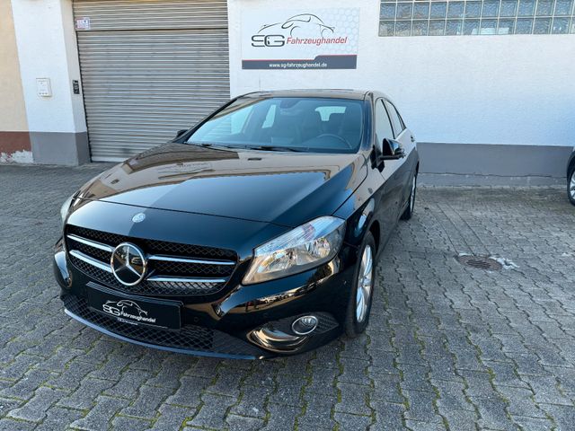 Mercedes-Benz A 180 CDI BlueEfficiency *PANO*NAVI*RFK*SHZ*PDC*