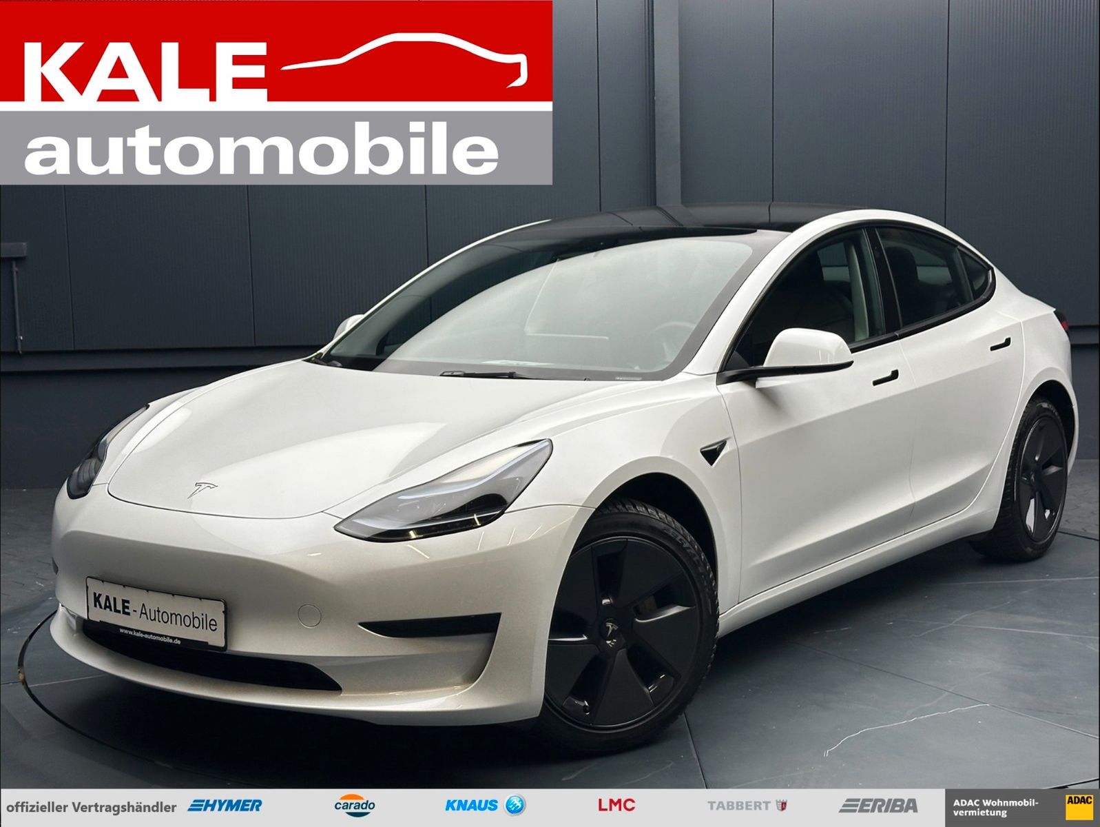 TESLA Model 3 RWD *nur 16.000 km*PANORAMA*Wärmepumpe*