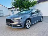Ford Focus ST Turnier  2,0Turbo*250PS *Rec... - Ford Focus: ST Turbo