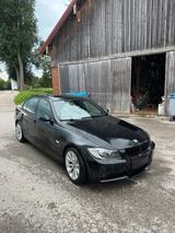 BMW e90 325xi M-Packet - BMW 325: Xi
