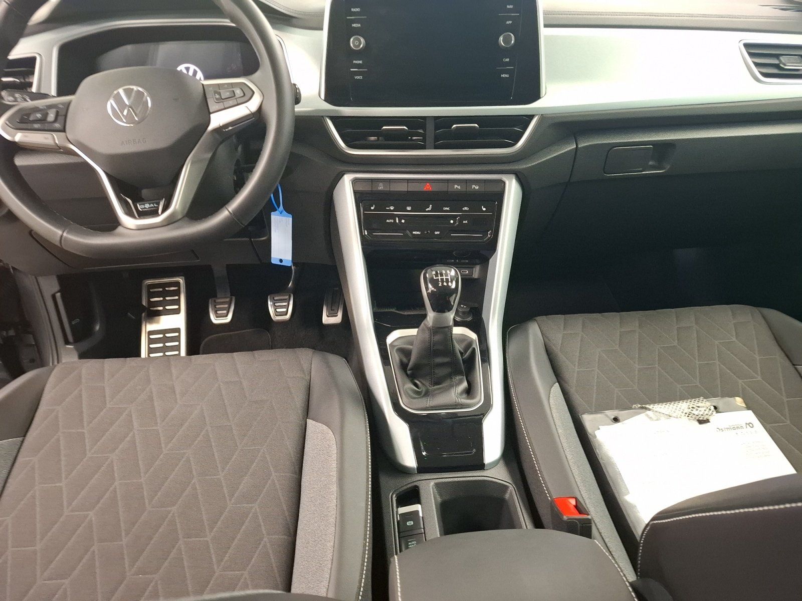 Volkswagen T-Roc - Bild 8