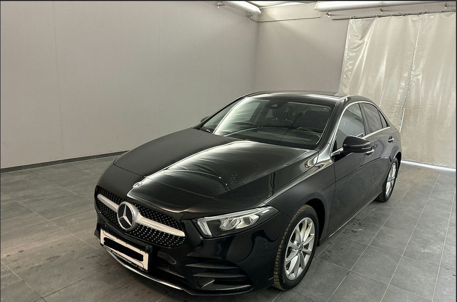 Fahrzeugabbildung Mercedes-Benz A 250 e LIMOUSINE *AMG-LINE* AMBIL*LED*KEYLESS