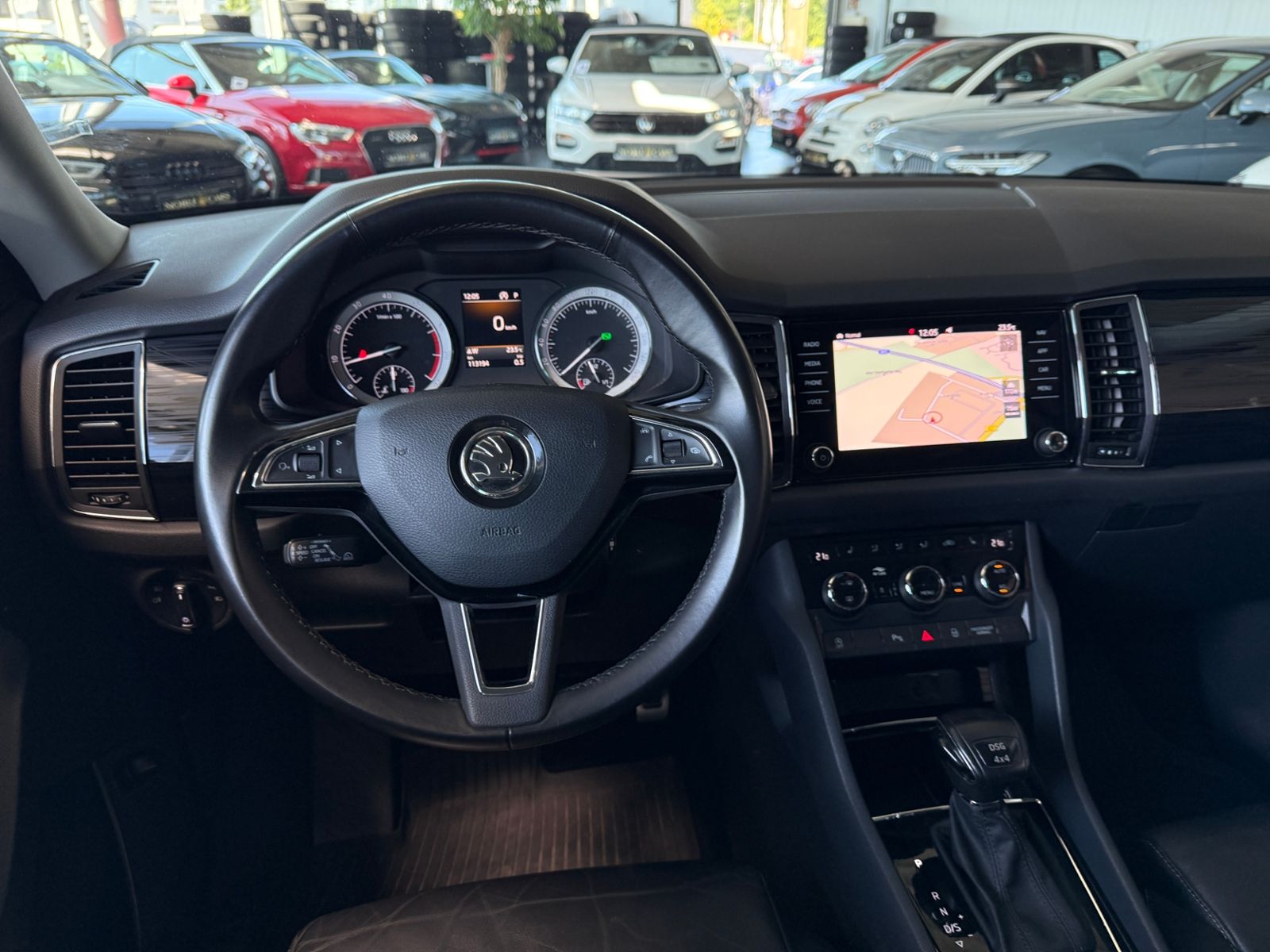 Fahrzeugabbildung SKODA Kodiaq Style 4x4 AHK ACC StHZ CANTON LEDER MEMO
