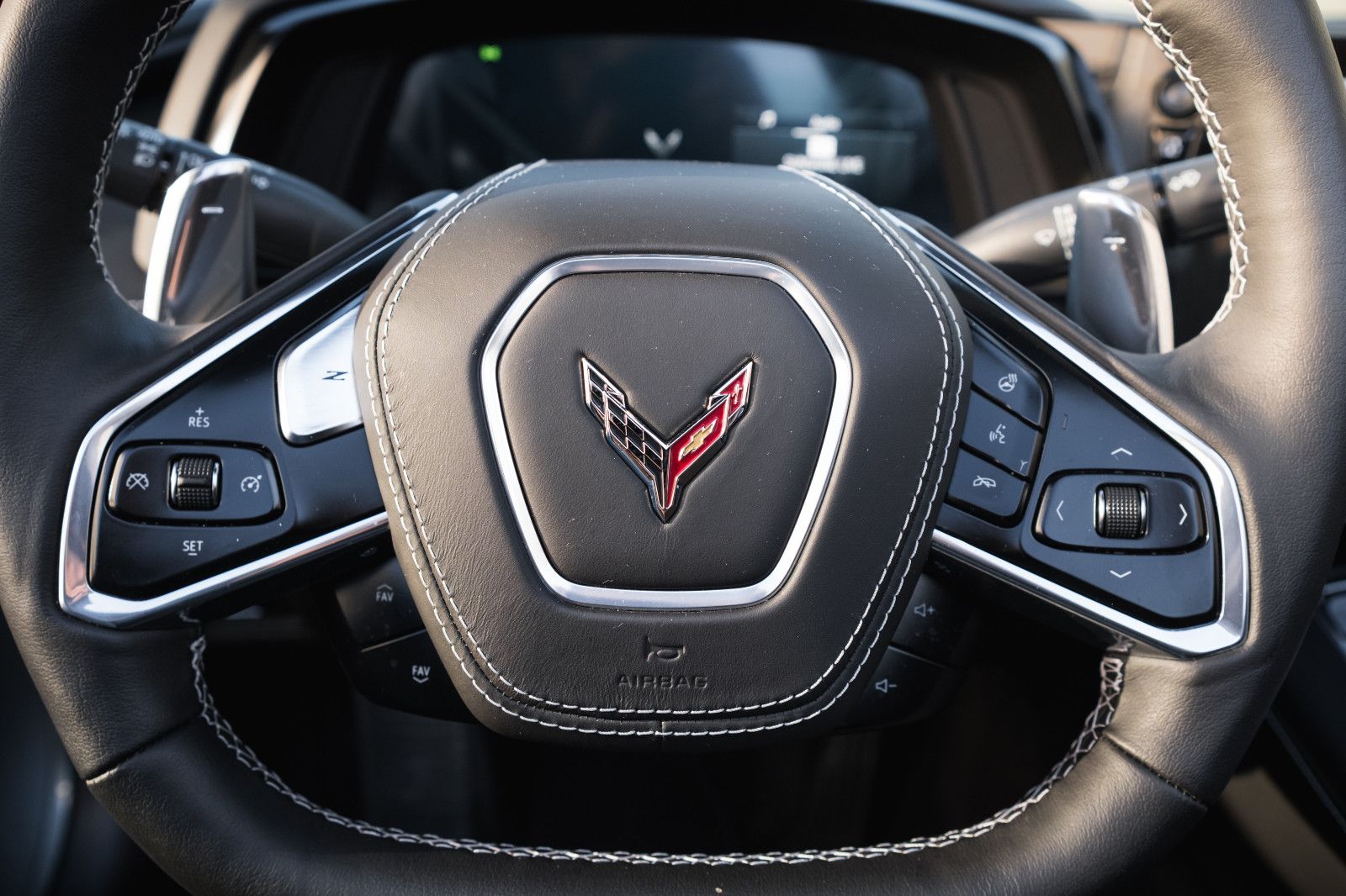 Fahrzeugabbildung Corvette C8 Convertible-Carbon package-BOSE-Lift-System