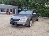 Skoda Superb Combi Exclusive 1.8*Navi*SZH*Temp*AHK*LMF - Skoda Superb aus 2014 mit Benzin-Antrieb: Kombi