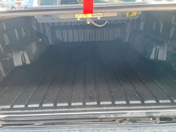 Volkswagen Amarok - 7