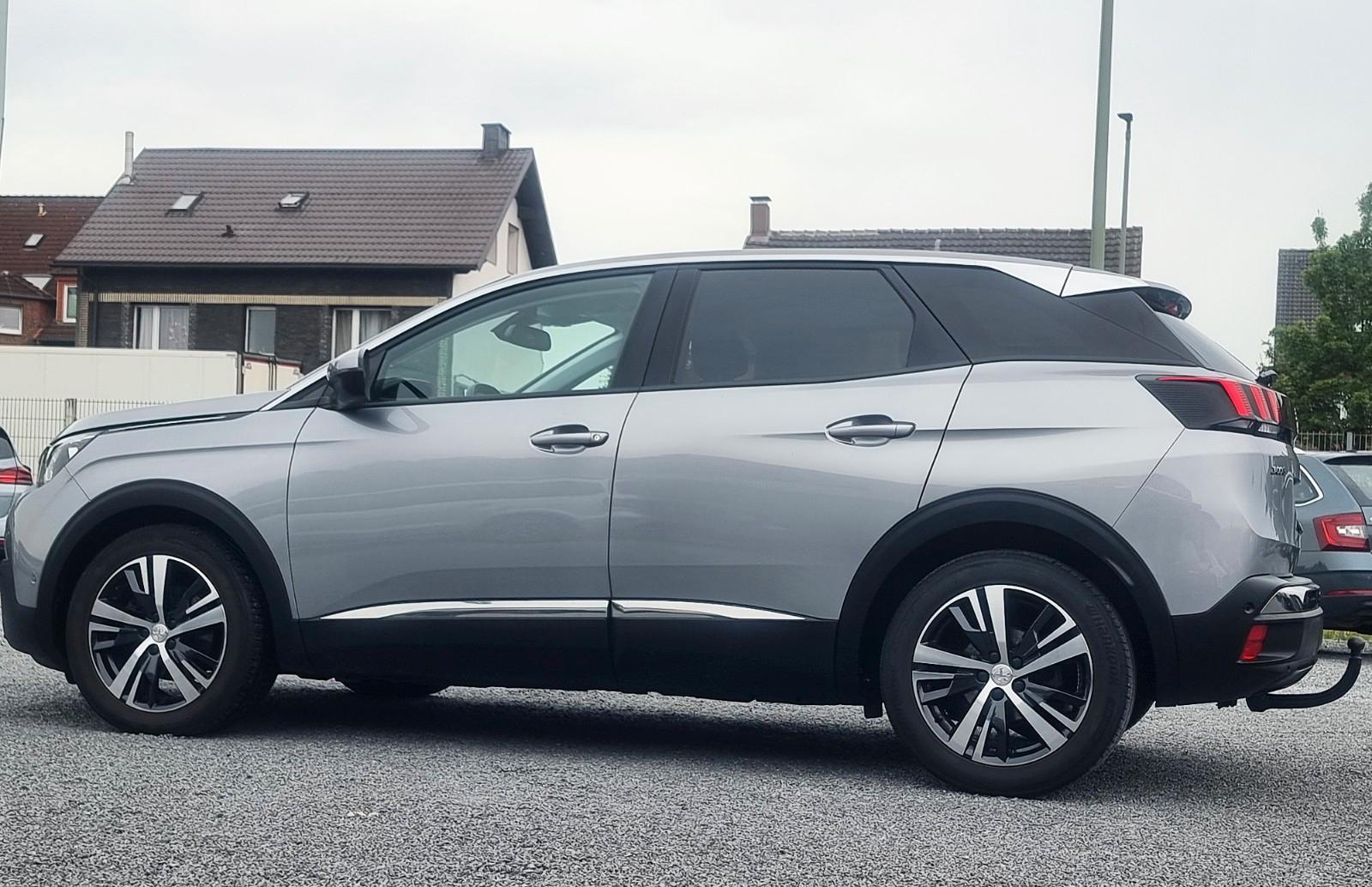 Peugeot 3008 Allure NAVI TEMP KAM SITZH PDC ACC CARPLAY