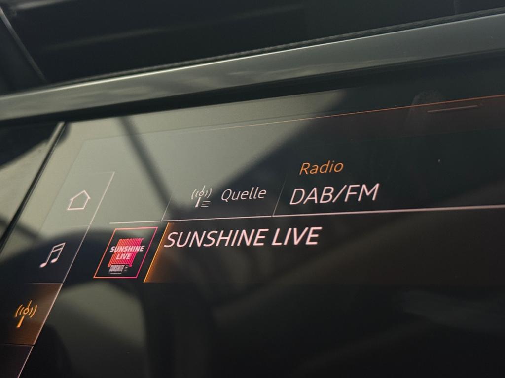 Audi Q3 40 TDI quattro S line, Foto 38 von 50