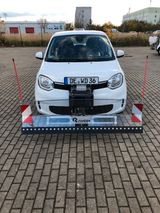 Renault Twingo Winterdienst m. Schneepflug/Heckstreuer - Transporter/Lkw bis 7,5t Schneepflug