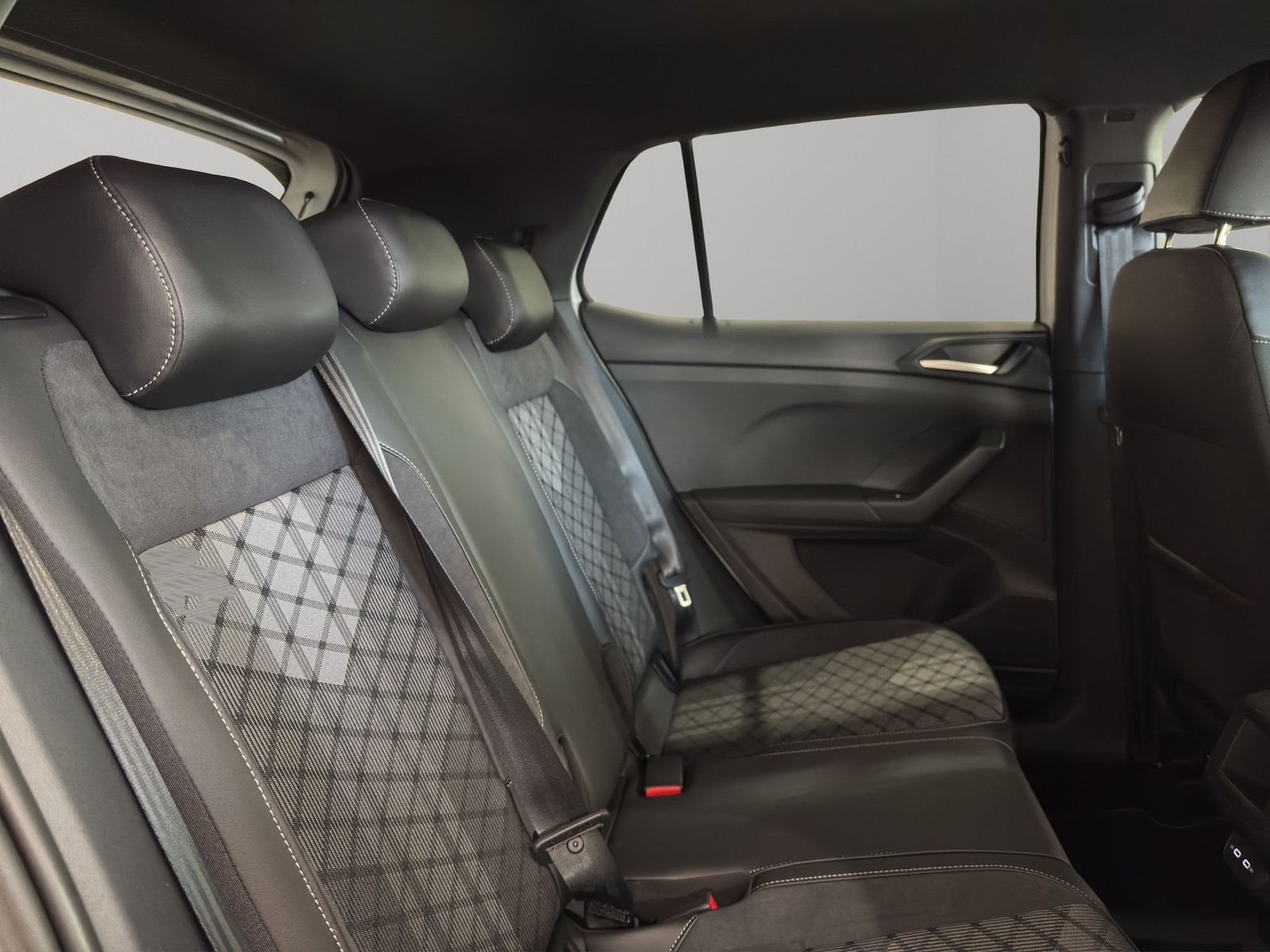 Volkswagen T-Cross - Bild 7