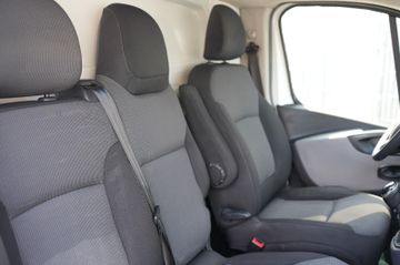 Renault Trafic - 11