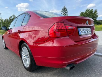 BMW 320 - 4