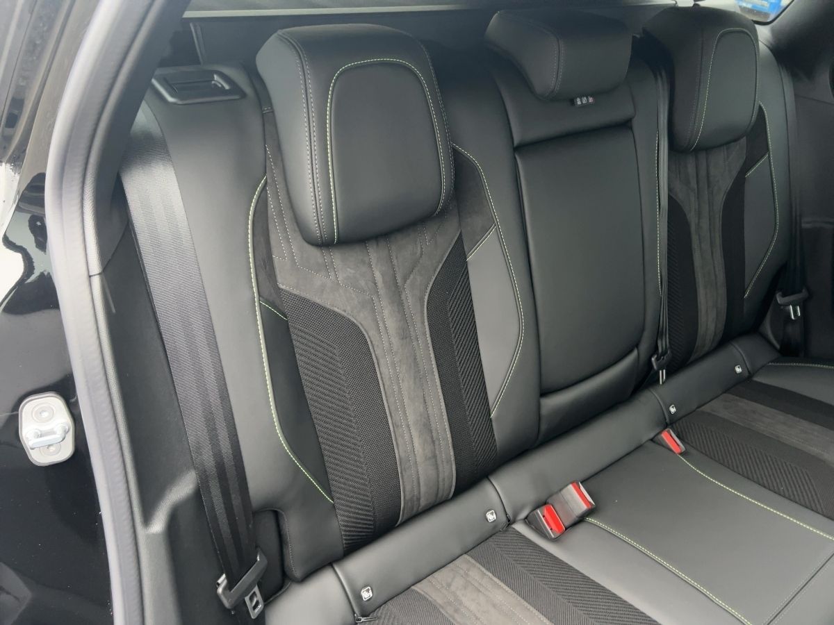 Peugeot 308 - Bild 8
