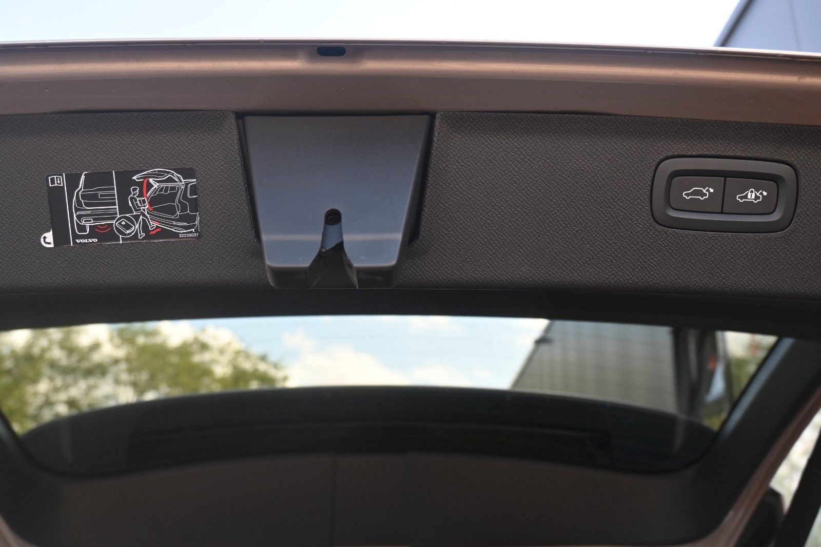 Fahrzeugabbildung Volvo XC90 B5D AWD Ultimate Bright*LED*PANO*STHZ*B&W*