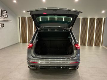 Volkswagen Tiguan - 10