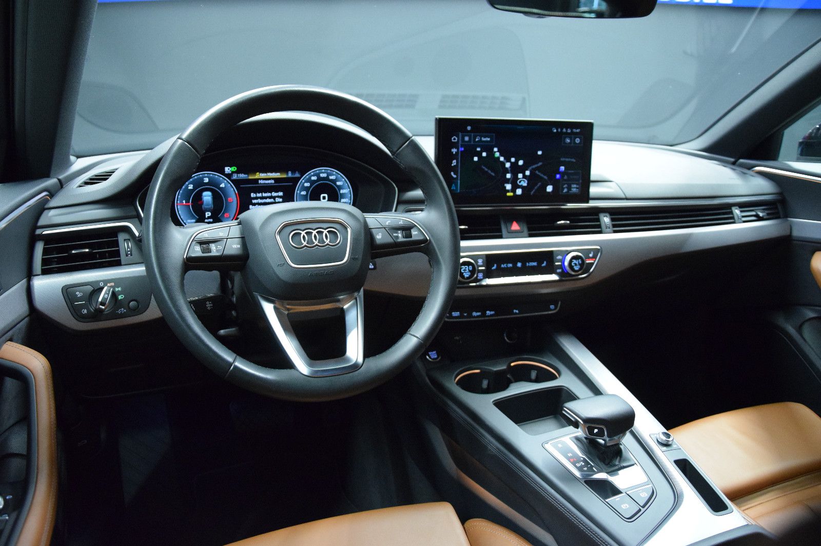 Fahrzeugabbildung Audi A4 Avant 40 TDI S line MATRIX 3-Zonen ACC