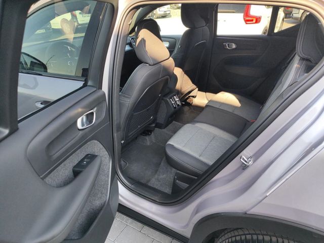 VOLVO XC 40 (Bild 28 von Array)