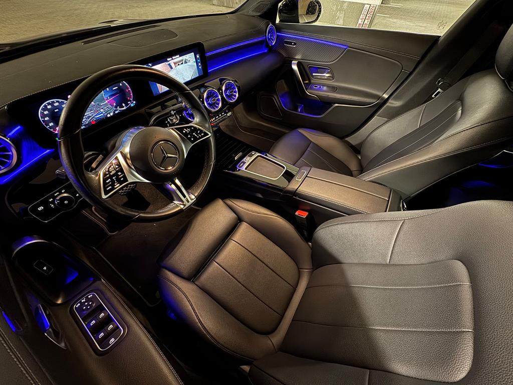 Mercedes-Benz CLA 180