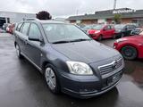 Toyota AVENSIS KOMBI*PREIS MIT GARANTIE*TÜV+KUPLUNG NEU - Toyota Avensis aus 2005: Kombi