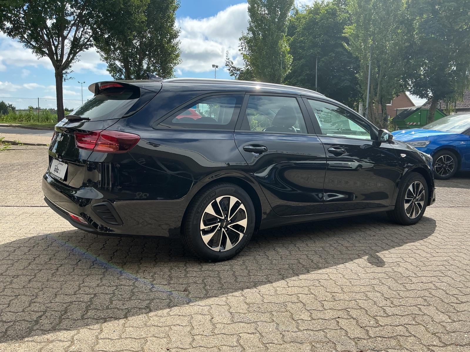 Kia cee'd Sportswagon 1.5 T-GDI DCT *NAVI,RFK,SHZ*