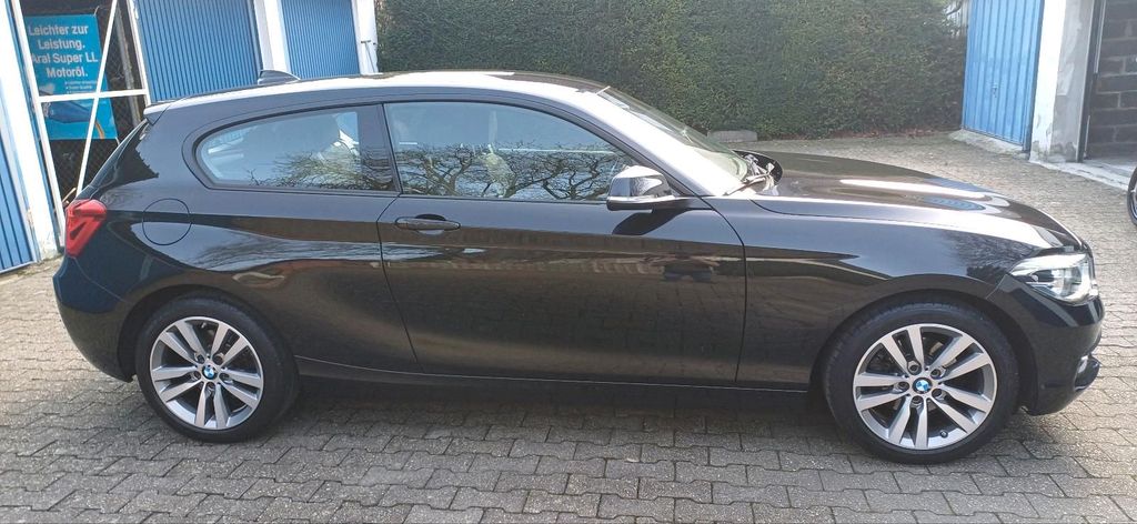 Image of BMW 120