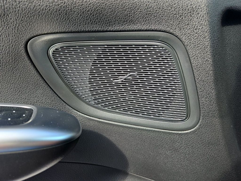 Fahrzeugabbildung Mercedes-Benz C 200 Avantg. Totwi. LED 360° Navi SHZ Ambie.