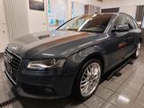 Audi A4 Avant*3.2 V6*AUTOMATIK*XENON*NAVI*TÜV NEU* - Audi A4 aus 2010: 3.2