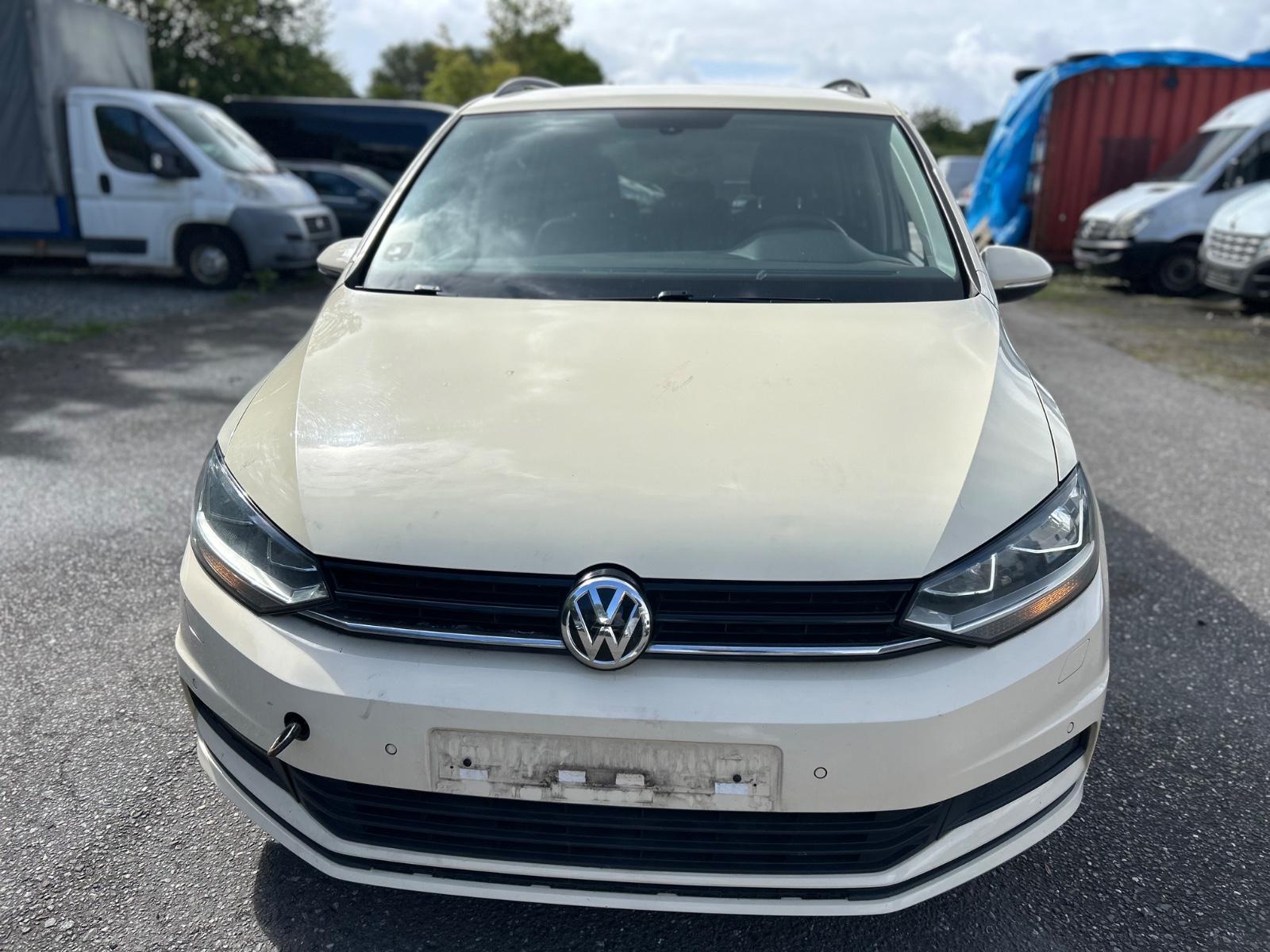 Volkswagen Touran  Motor geht an und nach 20 Sekunden aus !
