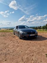 BMW 430i xDrive Coupé M Sport A M Sport - graue BMW 430