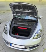 Porsche 718 Boxster T  - Porsche Boxster Gebrauchtwagen in Stuttgart
