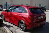 Mercedes-Benz B 250 DCT - - Mercedes-Benz B 250: Teilleder, Leichtmetallfelgen
