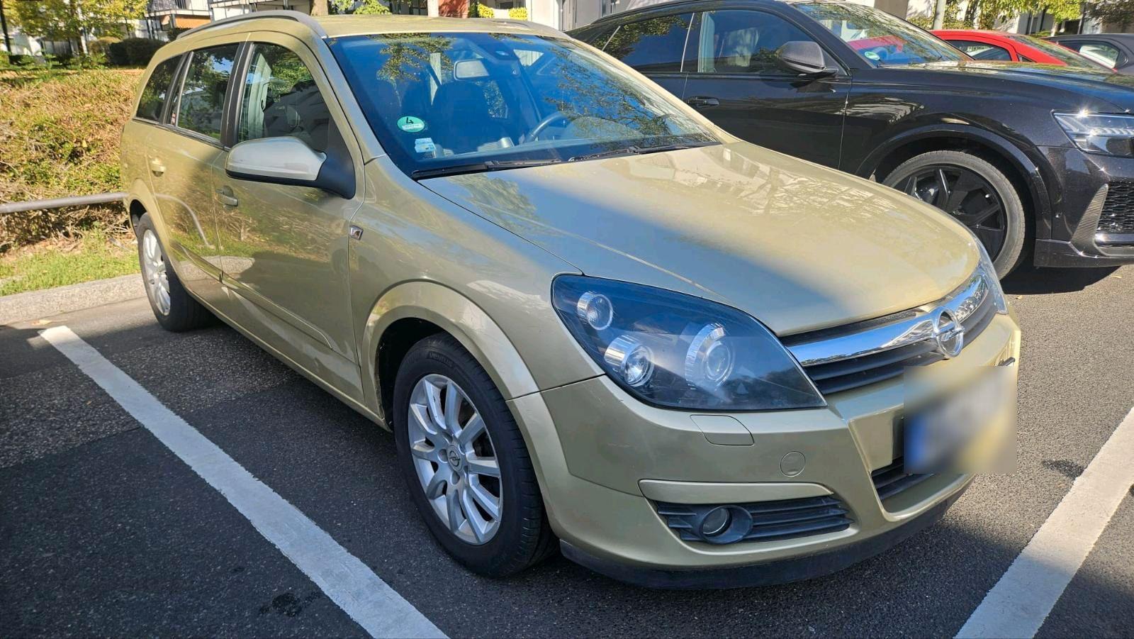 Opel Astra 2004 — photo 5