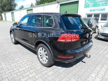 Volkswagen Touareg - 8