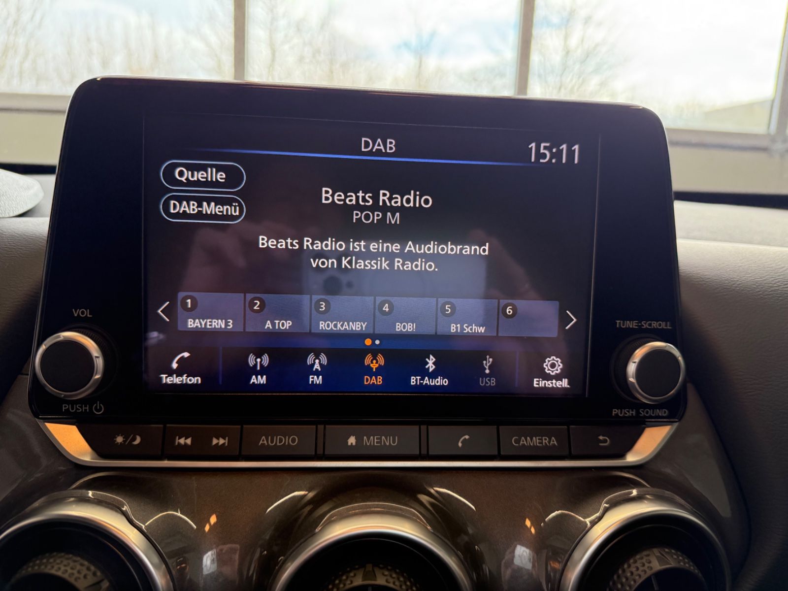 Fahrzeugabbildung Nissan Juke Hybrid N-Connecta-Klimaauto., beh.Frontsch.