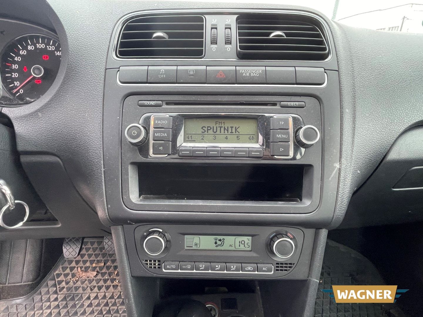 Fahrzeugabbildung Volkswagen Polo V Trendline Klimaautomatik