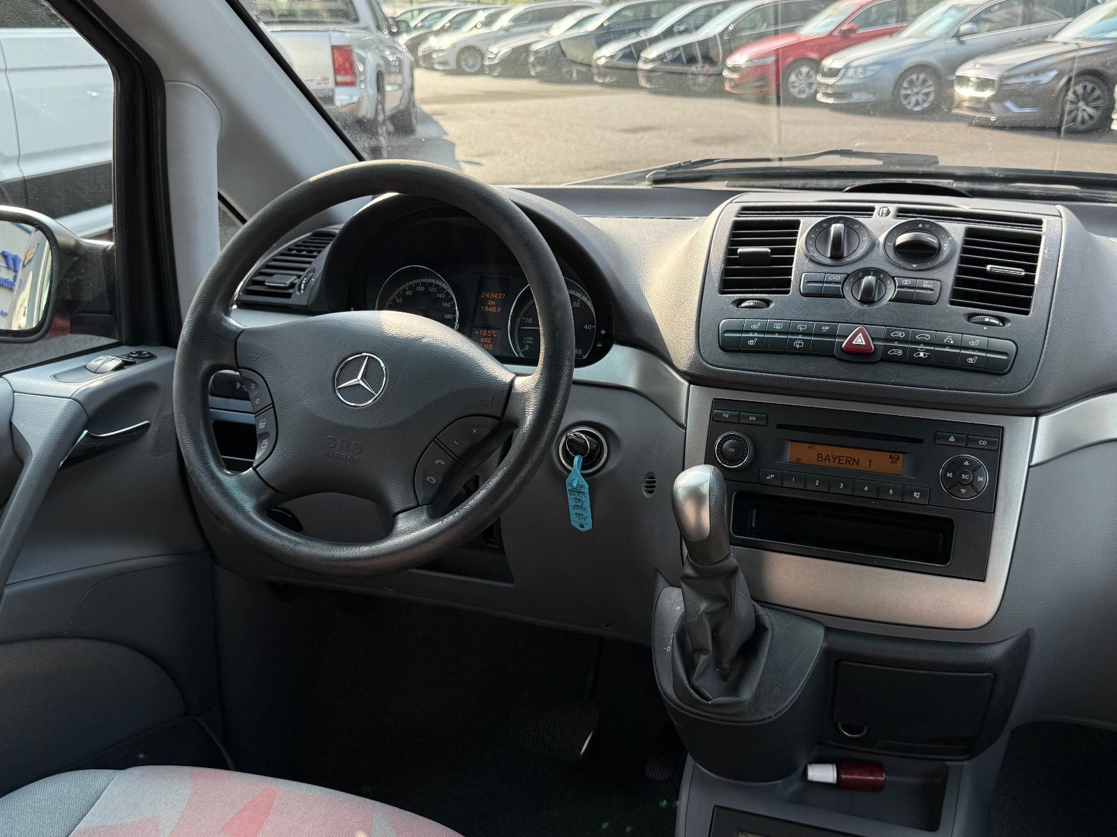 Fahrzeugabbildung Mercedes-Benz Viano Marco Polo 3.0 CDI Aut AHK Klima Sthz PDC