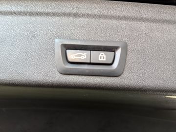 BMW X6 - 11