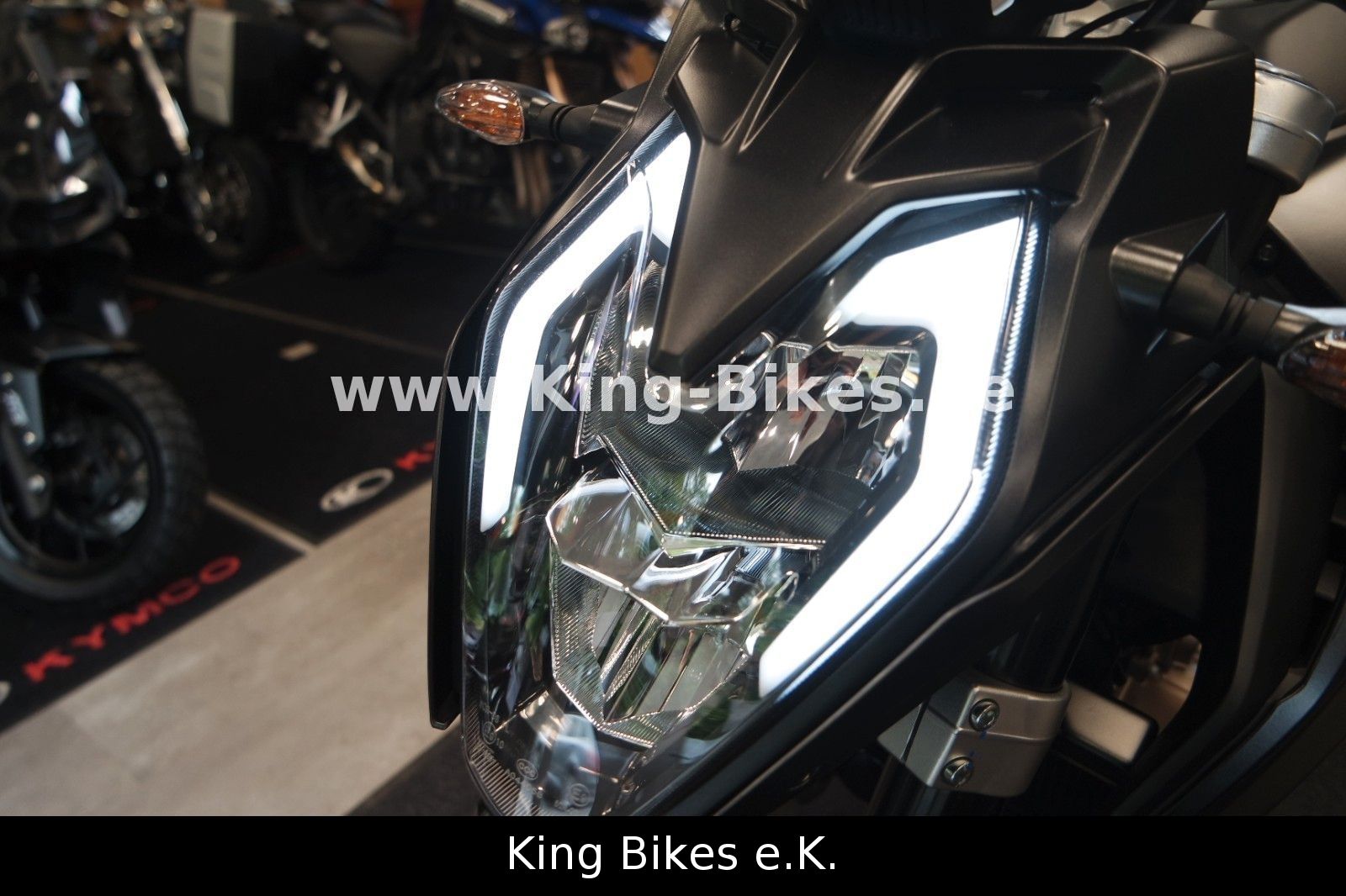 Fahrzeugabbildung VOGE R625 - Pirelli - MEGA DEAL -über 990,- € gespart