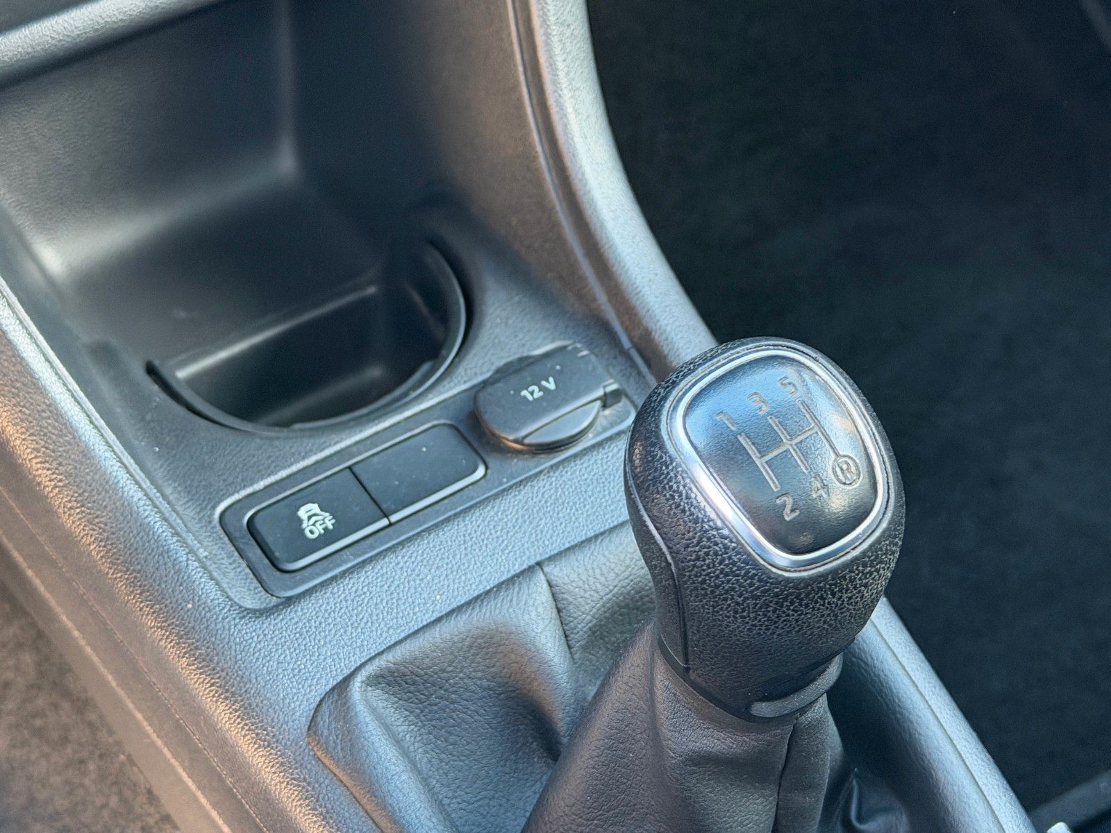 Fahrzeugabbildung SKODA Citigo 1.0 Elegance *Panorama*Sitzhzg*8fach*PDC*