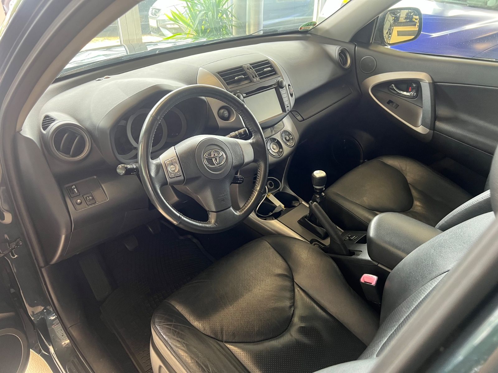 Fahrzeugabbildung Toyota RAV 4 RAV4 Executive 4X4 *VOLLAUSSTATTUNG*