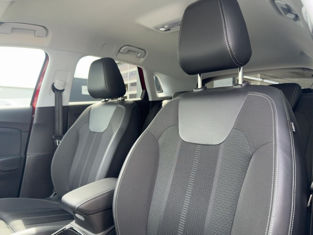 Fahrzeugabbildung Opel Grandland GS  AHK   NAVI  WINTERPAKET