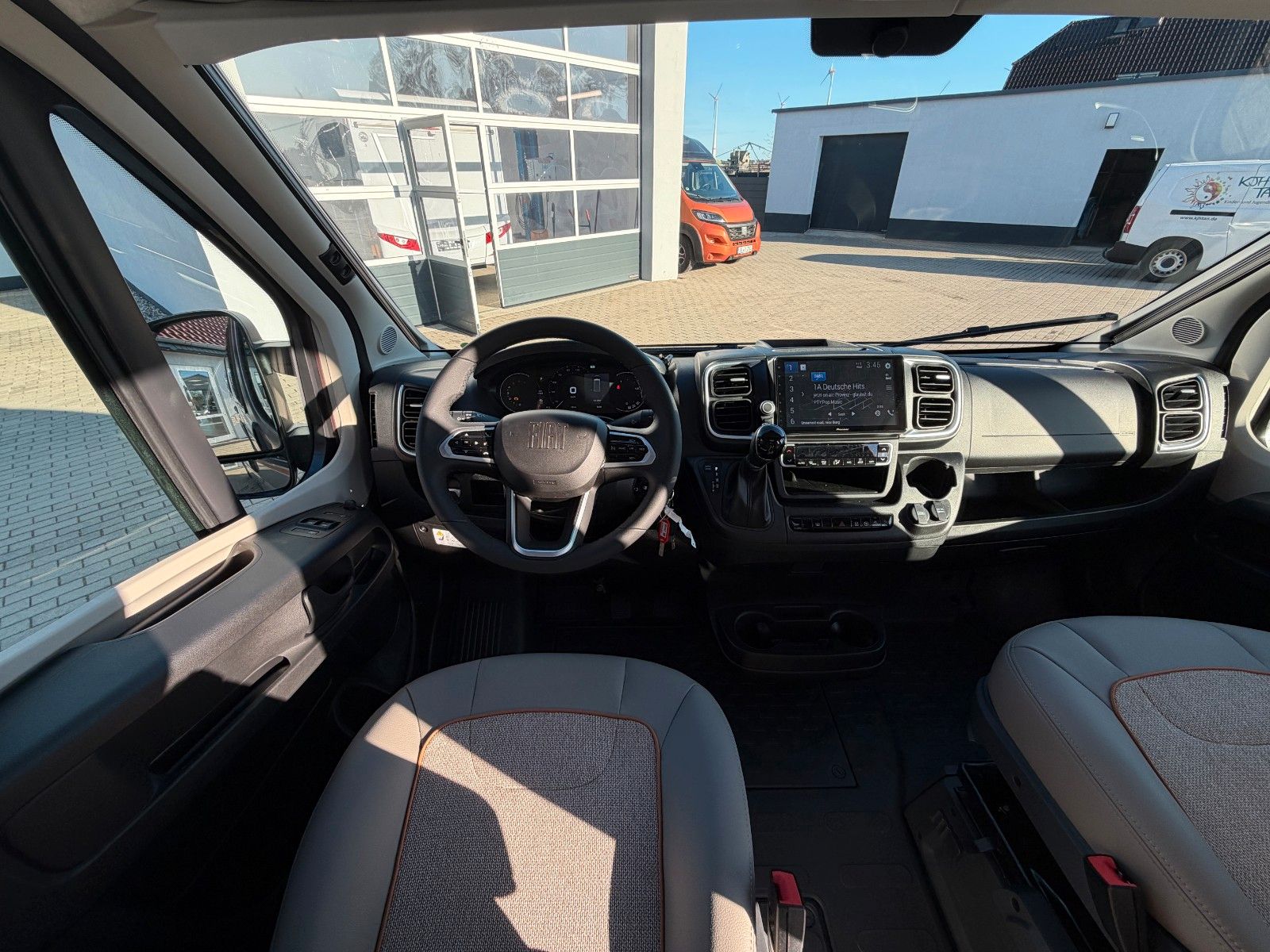 Fahrzeugabbildung Malibu Van Diversity GT skyview 640 LE K Lucca MJ26