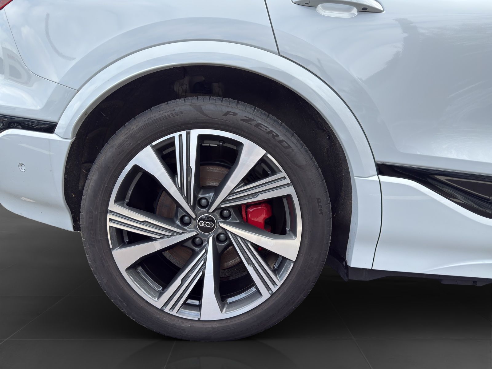 Audi SQ6 e-tron - Bild 8