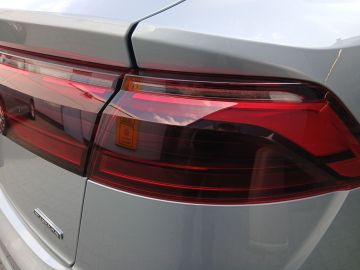 Audi Q8 - 9