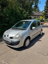 Renault Modus Avantage 1.2 16V Tüv neu - Renault Modus Avantage mit Benzin-Antrieb
